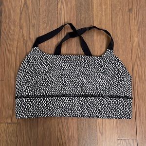 Lululemon sports bra with changeable straps
